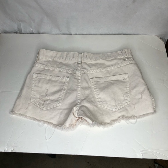 Free People white denim jean shorts - Picture 6 of 9